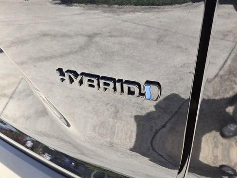 Used 2024 Toyota Corolla Cross S image 15