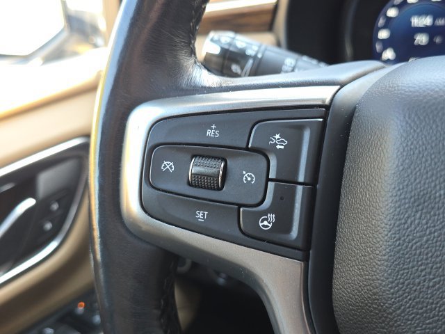 Certified 2023 Chevrolet Suburban Premier AWD/4WD image 25