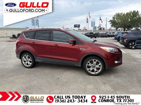 Used 2016 Ford Escape Titanium w/ Equipment Group 301A AWD/4WD image 2