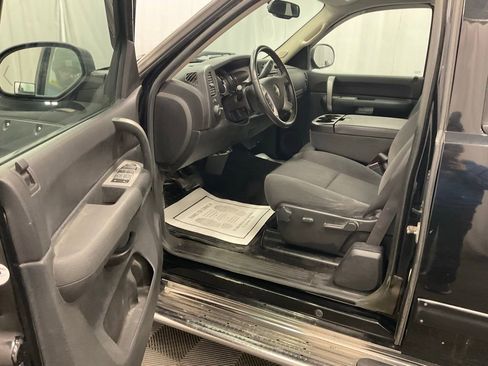 Used 2009 Chevrolet Silverado 1500 LT w/ Power Pack Plus image 4