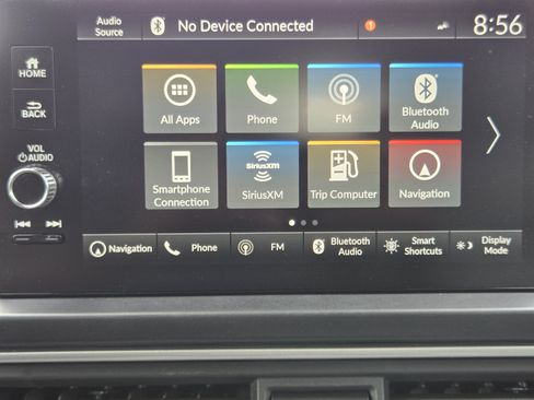 Used 2025 Honda Pilot Touring image 13