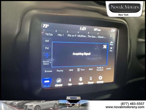 Used 2023 Jeep Renegade Trailhawk AWD/4WD image 23