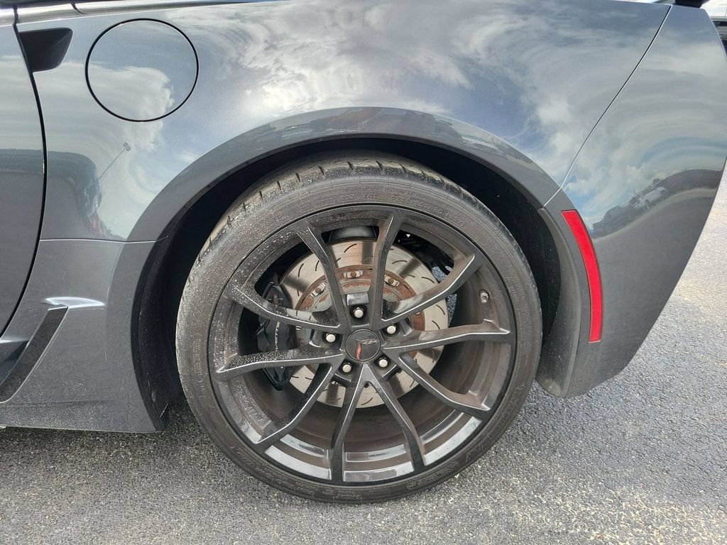 Used 2017 Chevrolet Corvette Grand Sport RWD image 28