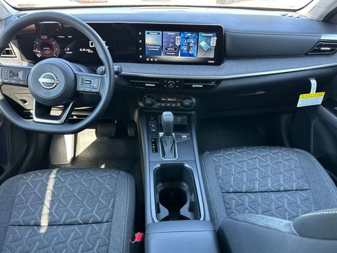 New 2026 Nissan Kicks SV image 15