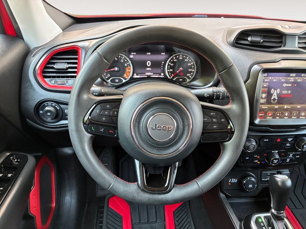 Used 2022 Jeep Renegade Latitude AWD/4WD image 12