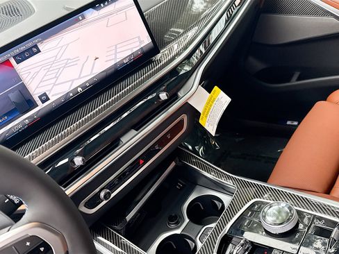 New 2026 BMW X7 M60i image 30