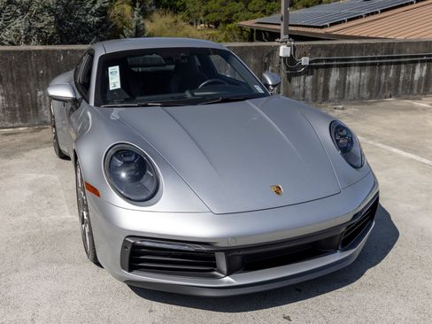Used 2022 Porsche 911 Carrera S RWD image 15