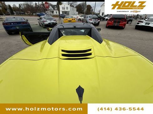 Certified 2023 Chevrolet Corvette Stingray Preferred Conv w/ Stealth Interior Trim Package image 31