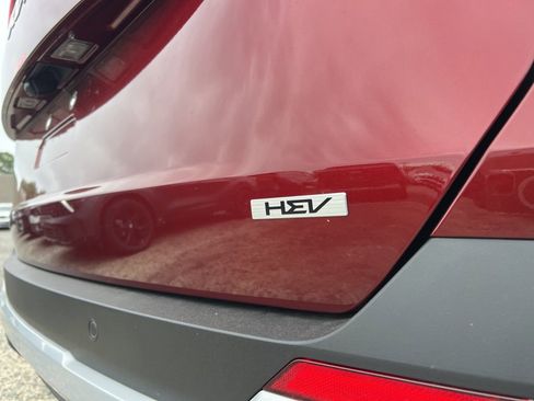 New 2026 Kia Carnival LXS image 7