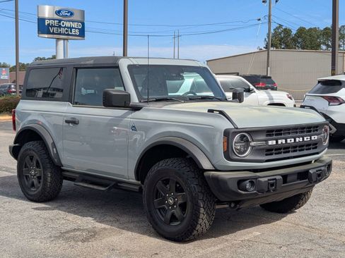 Used 2024 Ford Bronco Black Diamond image 2