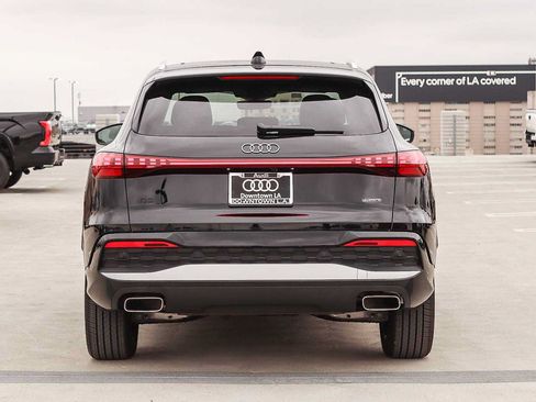 Used 2025 Audi Q5 Premium w/ Convenience Package AWD/4WD image 5