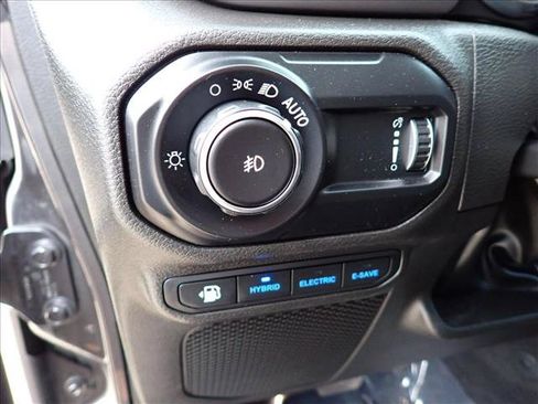 Used 2023 Jeep Wrangler Unlimited Rubicon 4xe AWD/4WD image 13