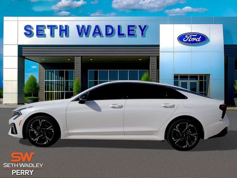 Used 2025 Kia K5 GT-Line image 3