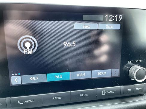 Used 2025 Honda HR-V Sport image 25