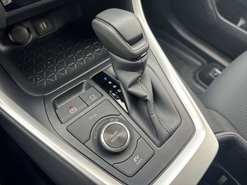 New 2025 Toyota RAV4 LE image 19