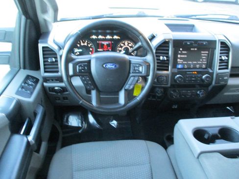 Used 2019 Ford F150 XLT w/ Equipment Group 302A Luxury AWD/4WD image 17