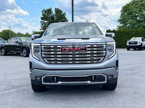 New 2026 GMC Sierra 1500 Denali w/ Denali Reserve Package AWD/4WD image 4