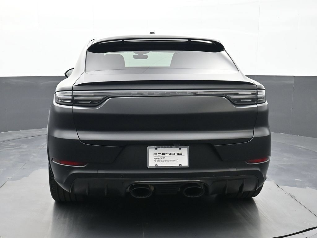 Certified 2022 Porsche Cayenne Turbo AWD/4WD image 16