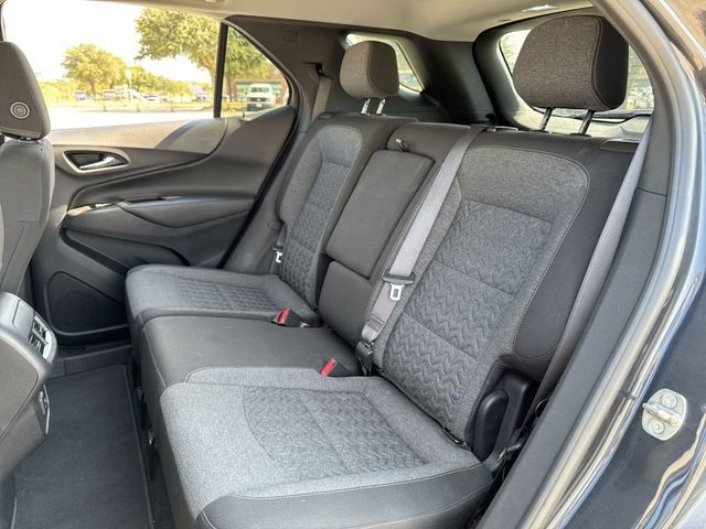 Used 2022 Chevrolet Equinox LT FWD image 21