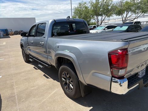 Used 2021 Toyota Tacoma SR5 image 10