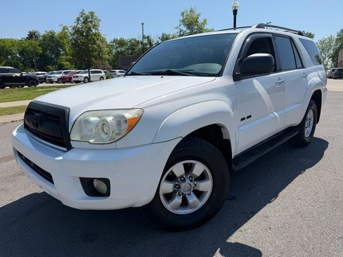 Used 2007 Toyota 4Runner SR5 image 1