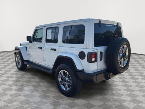 Used 2021 Jeep Wrangler Unlimited Sahara image 3