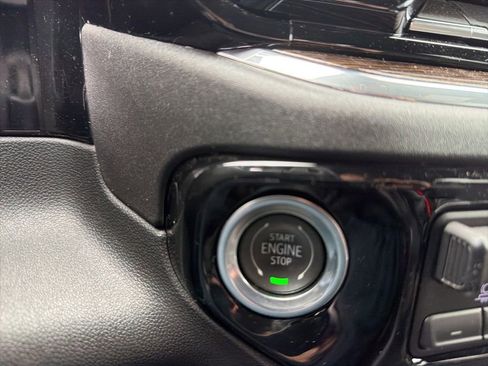Used 2023 GMC Sierra 1500 Elevation AWD/4WD image 25