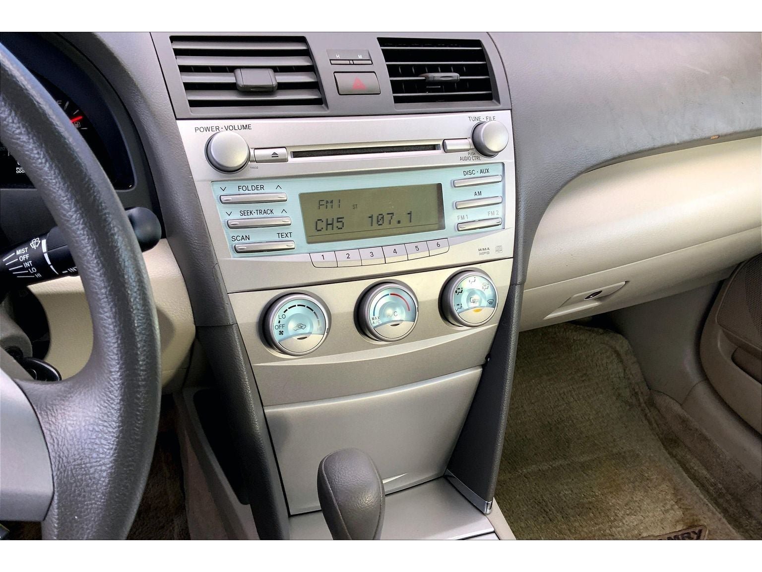 Used 2009 Toyota Camry SE FWD image 7