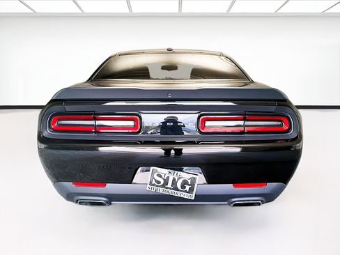 Used 2018 Dodge Challenger SXT w/ Blacktop Package RWD image 5