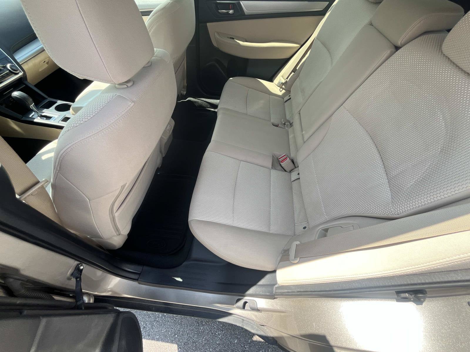 Used 2018 Subaru Outback 2.5i Premium AWD/4WD image 20