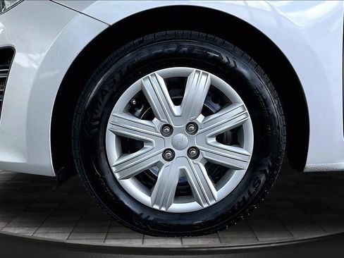 Used 2023 Kia Rio S FWD image 30