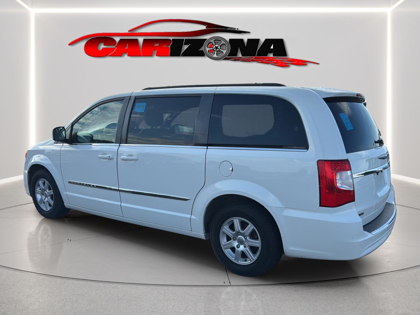 Used 2012 Chrysler Town & Country Touring w/ Entertainment Group #1 FWD image 9