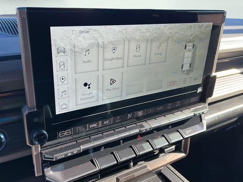 Used 2024 GMC Hummer EV 2X image 19