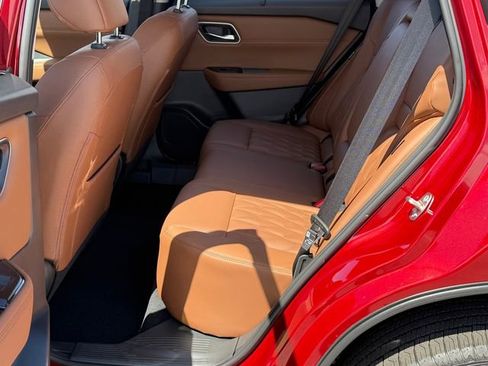 New 2026 Nissan Rogue Platinum AWD/4WD image 23