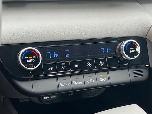 New 2026 Hyundai Elantra Sport image 17