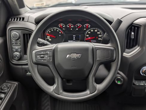 Used 2025 Chevrolet Silverado 1500 Custom Trail Boss AWD/4WD image 23