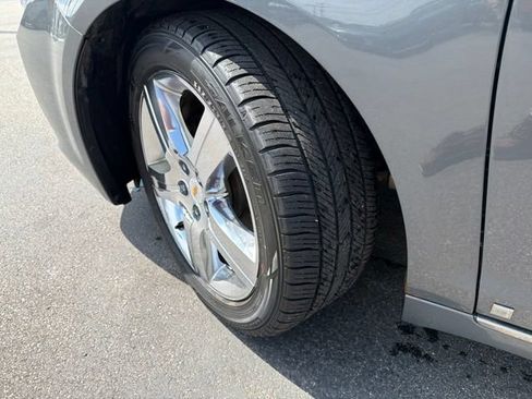 Used 2009 Chevrolet Malibu LT w/ HFV6 Engine Package FWD image 10