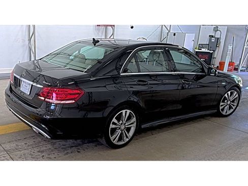 Used 2015 Mercedes-Benz E 350 4MATIC Sedan w/ Premium 1 Package image 6
