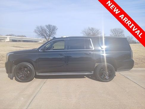 Used 2017 GMC Yukon XL SLE w/ Convenience Package image 6