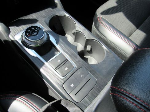 Used 2025 Ford Escape ST-Line FWD image 7