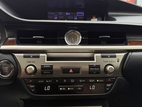 Used 2014 Lexus ES 350 w/ Premium Package FWD image 50