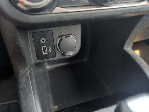 Used 2020 Nissan Kicks S FWD image 20