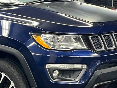 Used 2019 Jeep Compass Trailhawk w/ Leather Interior Group AWD/4WD image 40
