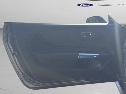 Used 2025 Ford Mustang GT RWD image 19