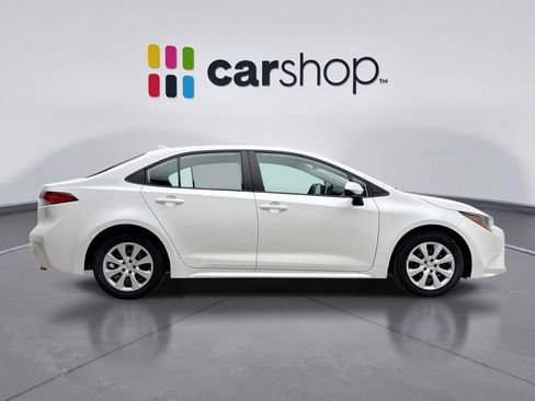 Used 2025 Toyota Corolla LE image 6