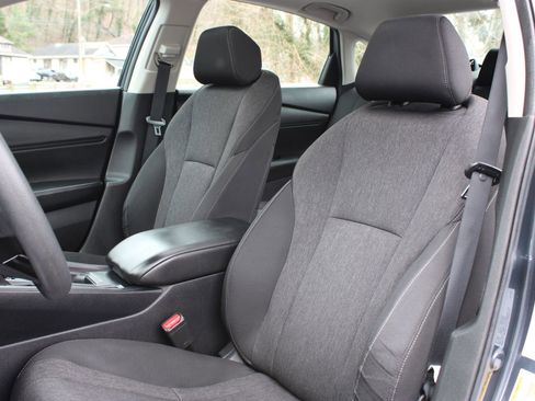 Used 2023 Honda Accord EX image 14