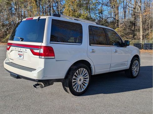 Used 2017 Lincoln Navigator Reserve image 5