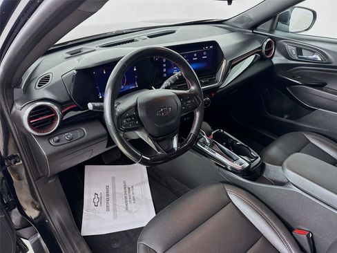 Used 2024 Chevrolet Trax RS w/ Driver Confidence Package image 9