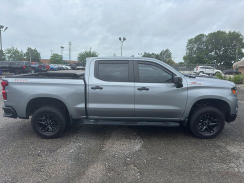Used 2025 Chevrolet Silverado 1500 Custom Trail Boss AWD/4WD image 9
