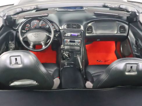 Used 2003 Chevrolet Corvette Convertible w/ Preferred Equipment Group1 RWD image 33